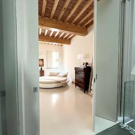 招待所 Luxury Tower House In Heart Of